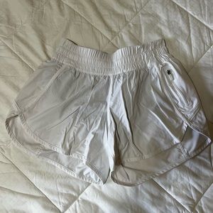 Lululemon Tracker Short 4” (6)